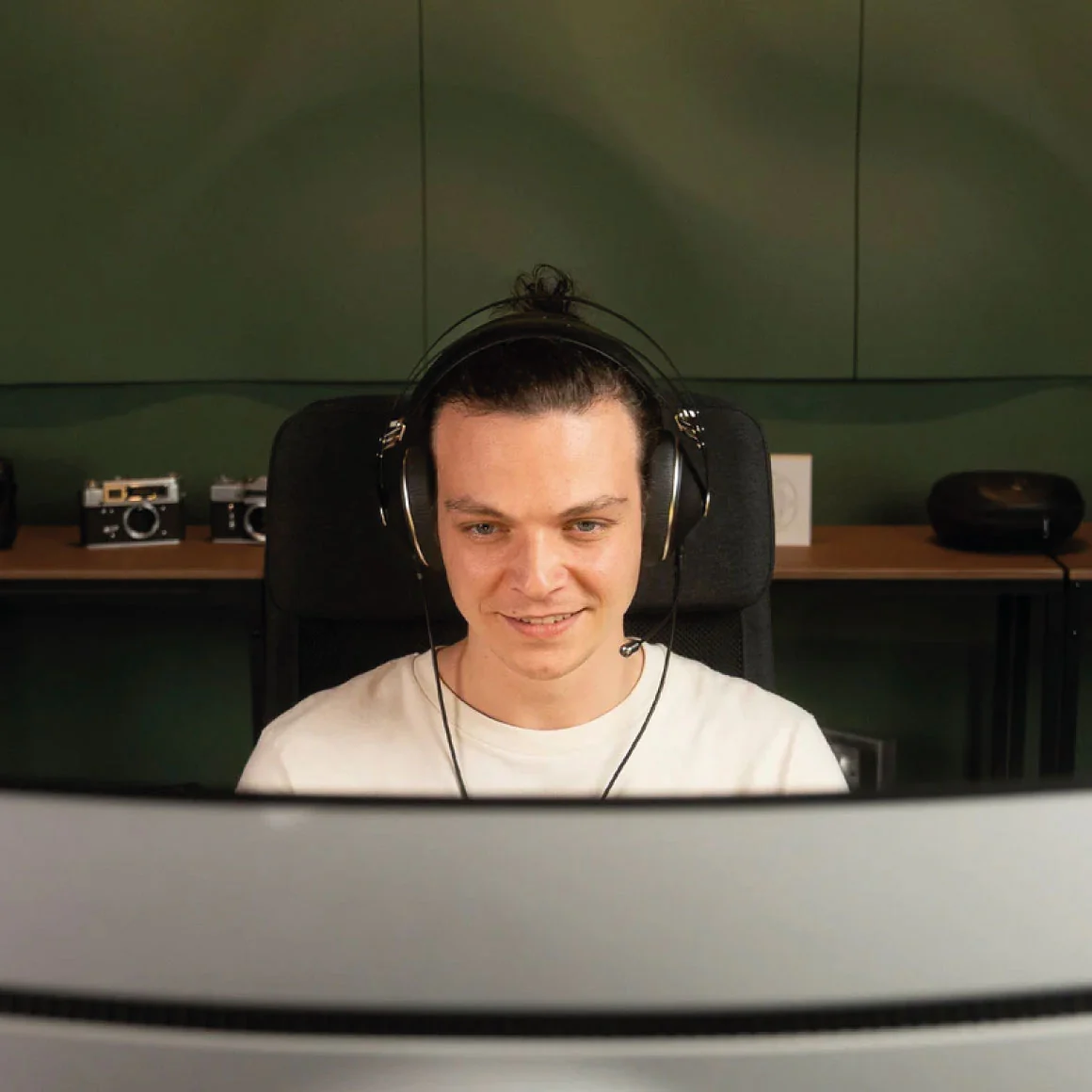 Thumbnail 13
